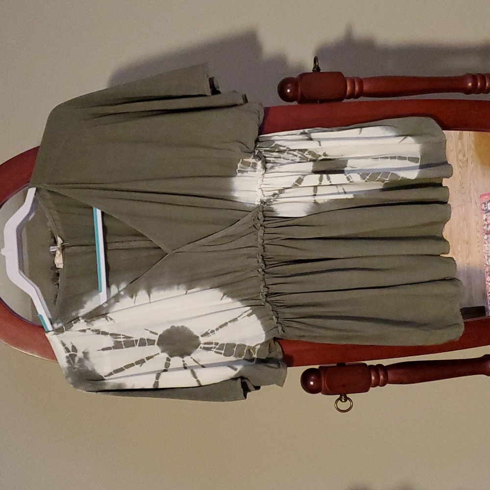 Flowy Army Green Tie Dye Top